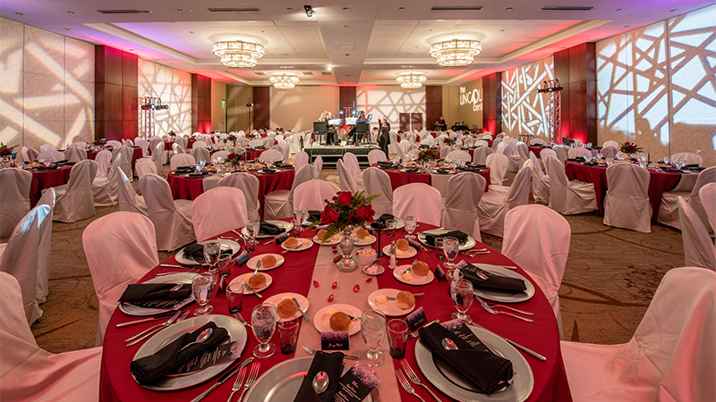 A photo of Canyon West Ballroom set for The Lincoln Center's 40th Anniversary.