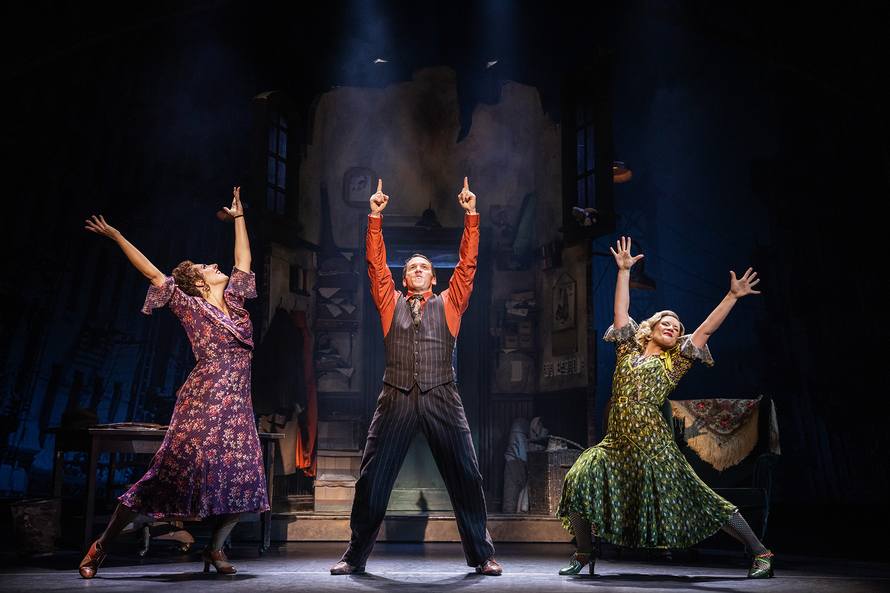 Stefanie Londino, Jeffrey T. Kelly and Samantha Stevens in the North American Tour of ANNIE